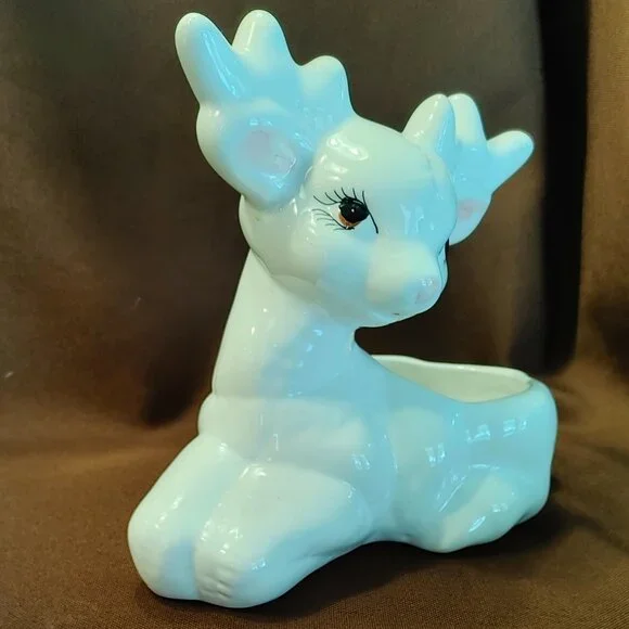 Vintage Ceramic Quilted White Deer Reindeer Planter Vase - Picture 2 of 10